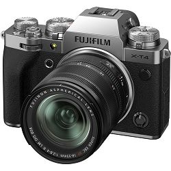 FUJIFILM X-T4 XF 18-55mm F2.8-4 R SILVER (Kit Body + lens, 26MP X-Trans CMOS IV, 3,0" LCD, 1.62 millions dots tilting touch screen)
