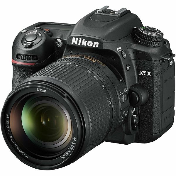 Nikon D7500 + 18-140 (VBA510K002)